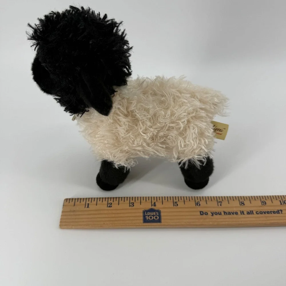 Aurora Miyoni Tots 8.5in Suffolk Lamb Plush Black Face Cream Fleece 26365